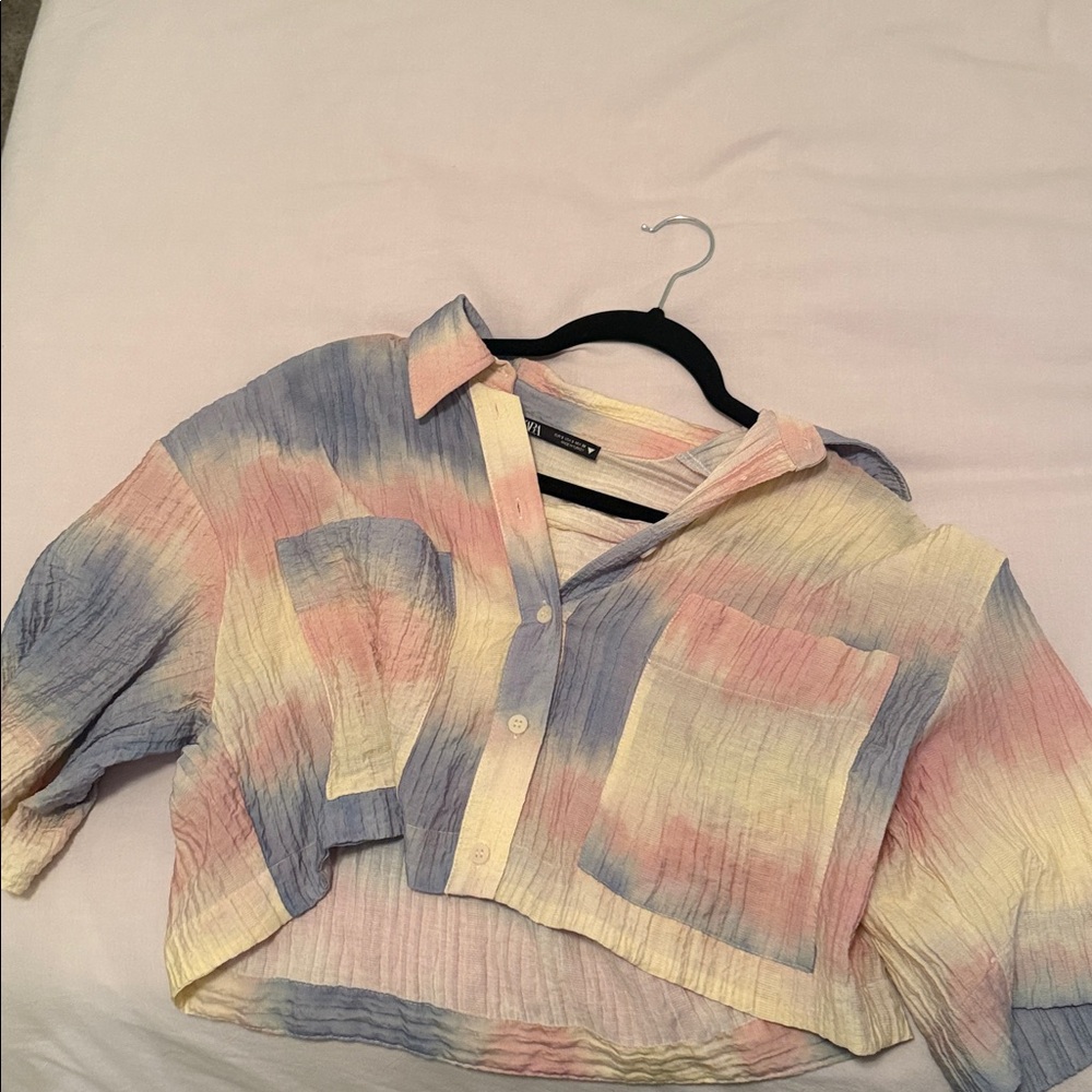 colored shirt